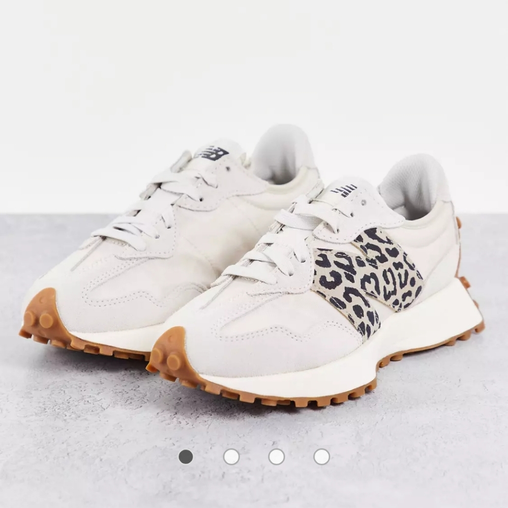 Unisex New Balance 327 animal sneakers